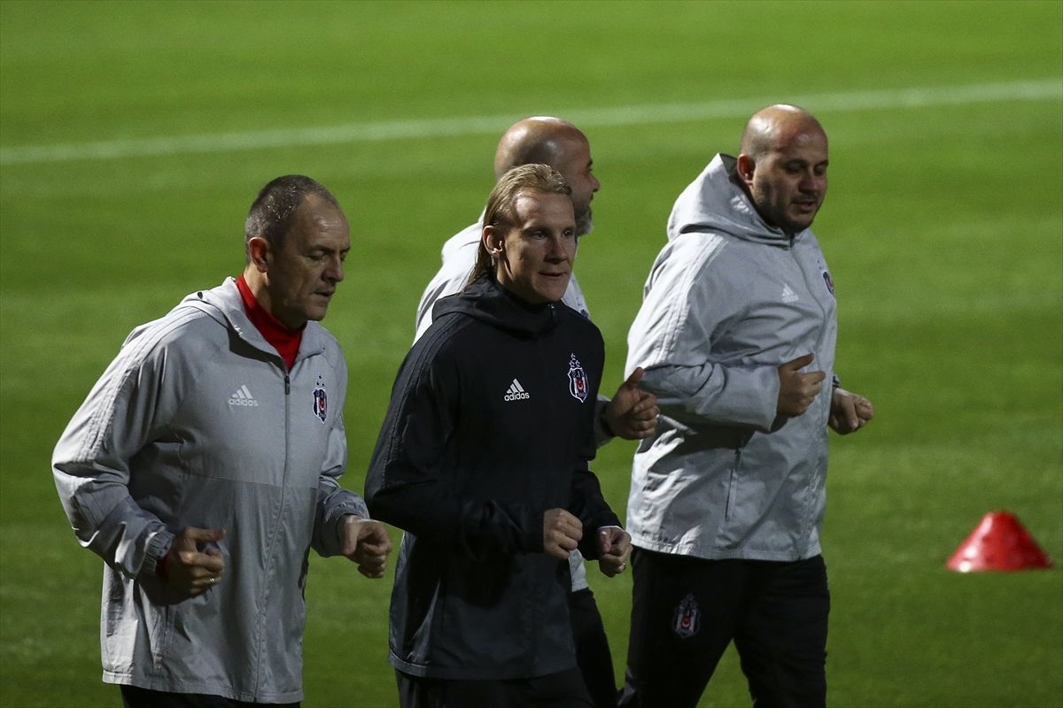 Domagoj Vida Besiktas 01/03/18