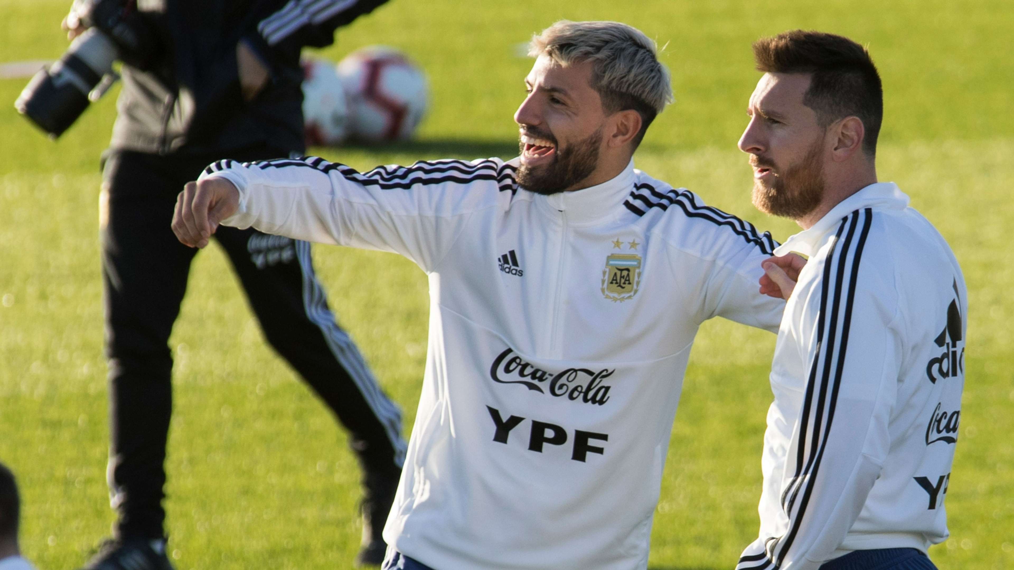 Lionel Messi Sergio Aguero Argentina