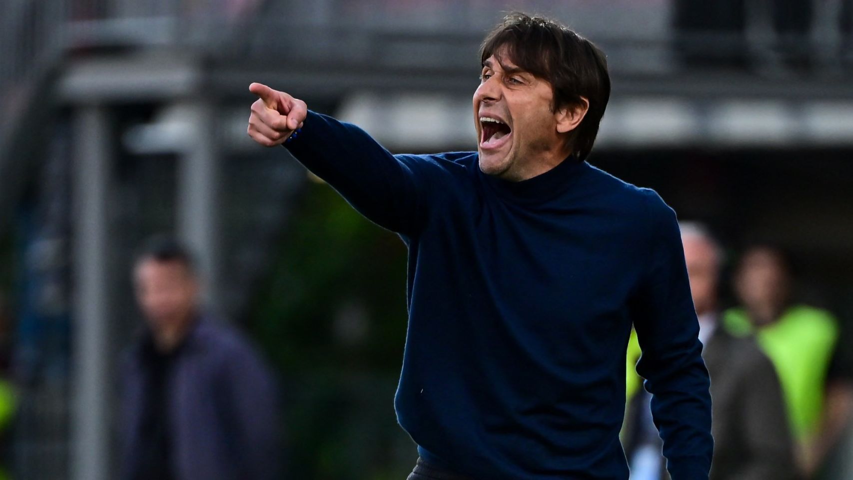 Antonio Conte clashes with Italian press as 'living proof' point made after Scott McTominay inspires Napoli to huge win in Serie A title race