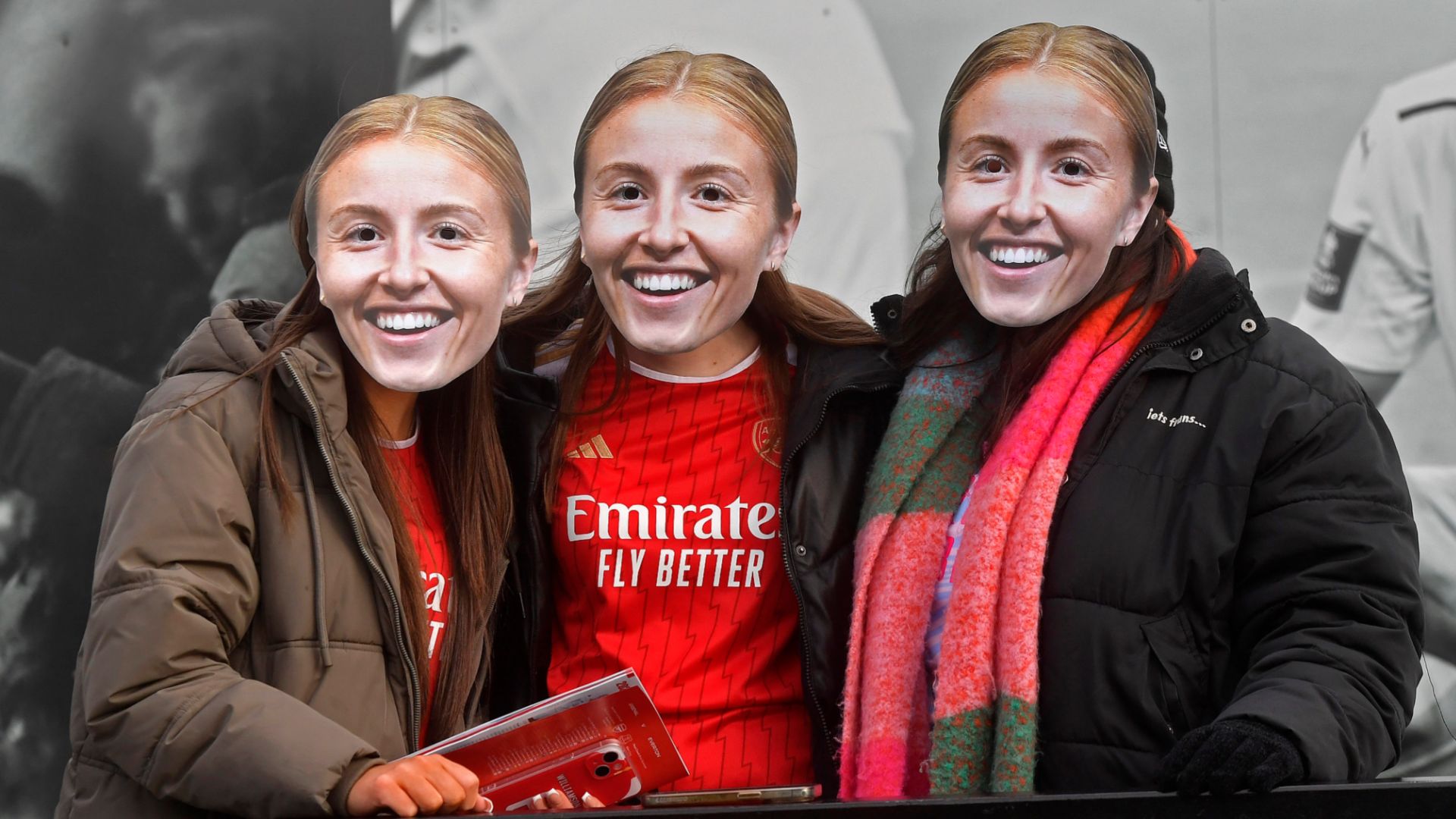 Arsenal Williamson Mask fans