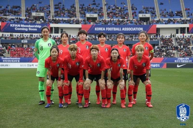 여자대표팀 아이슬란드전