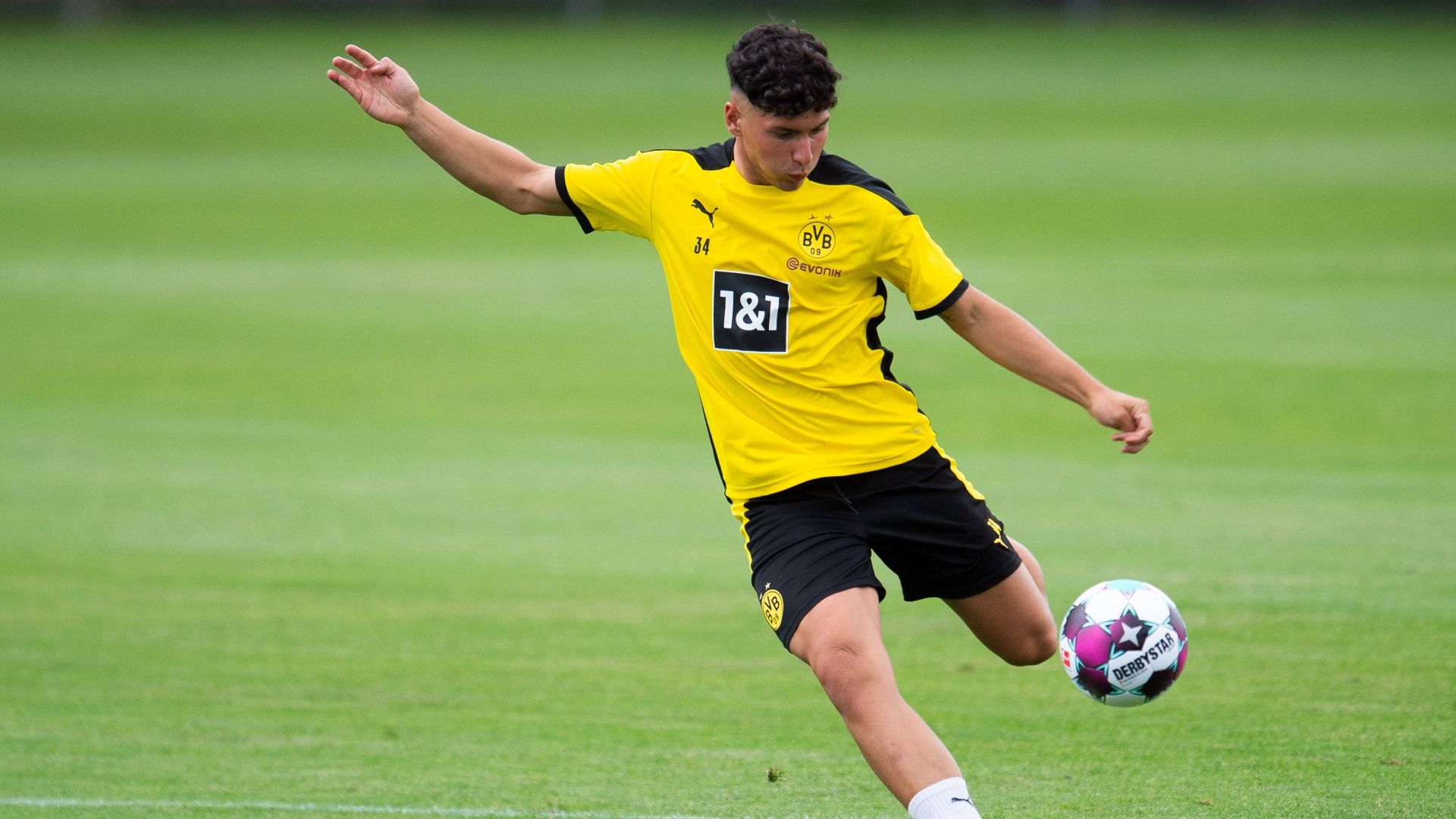 GER ONLY Taylan Duman Borussia Dortmund BVB 10-08-2020