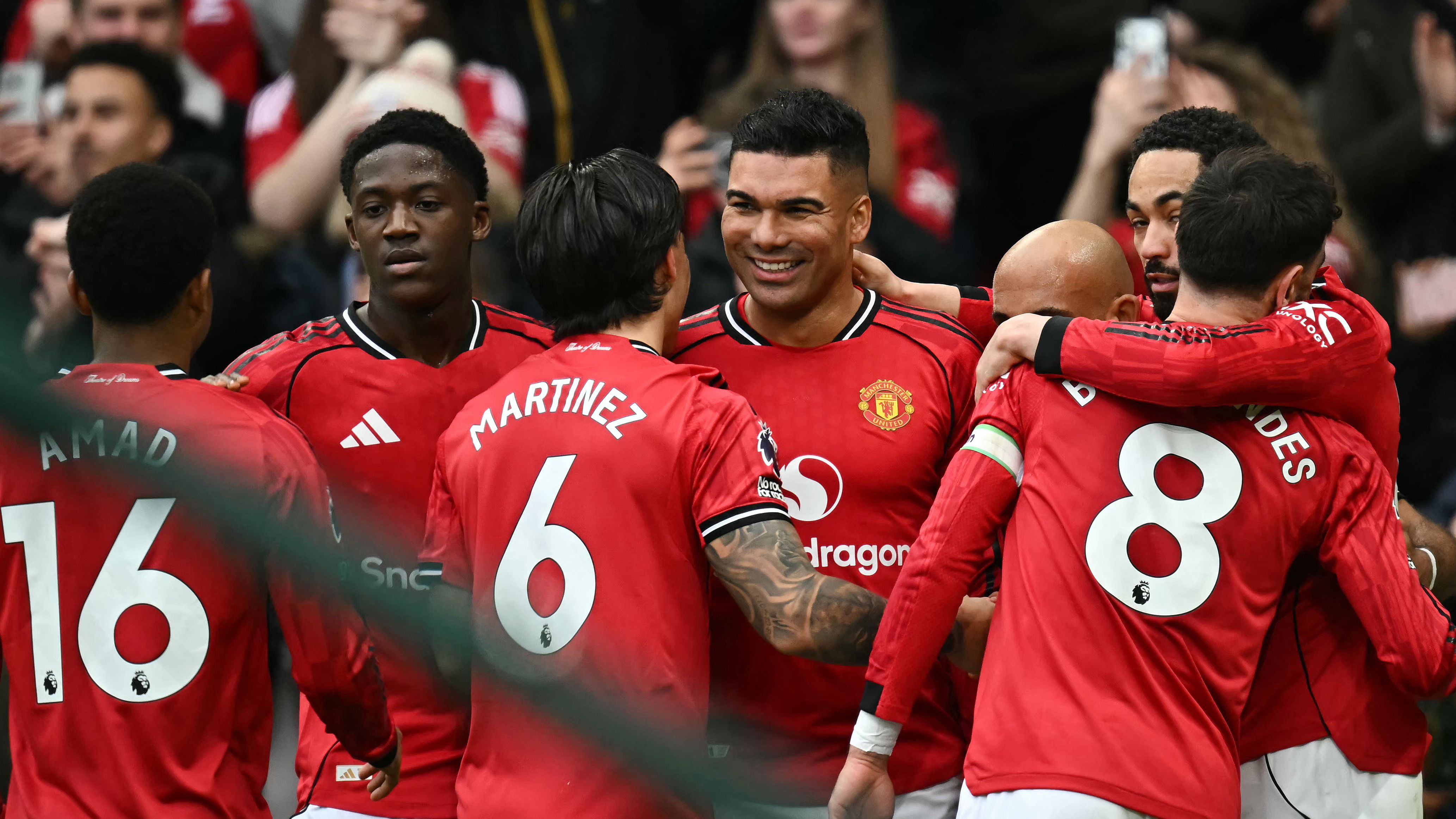 Kobbie Mainoo Lisandro Martinez Casemiro Manchester United