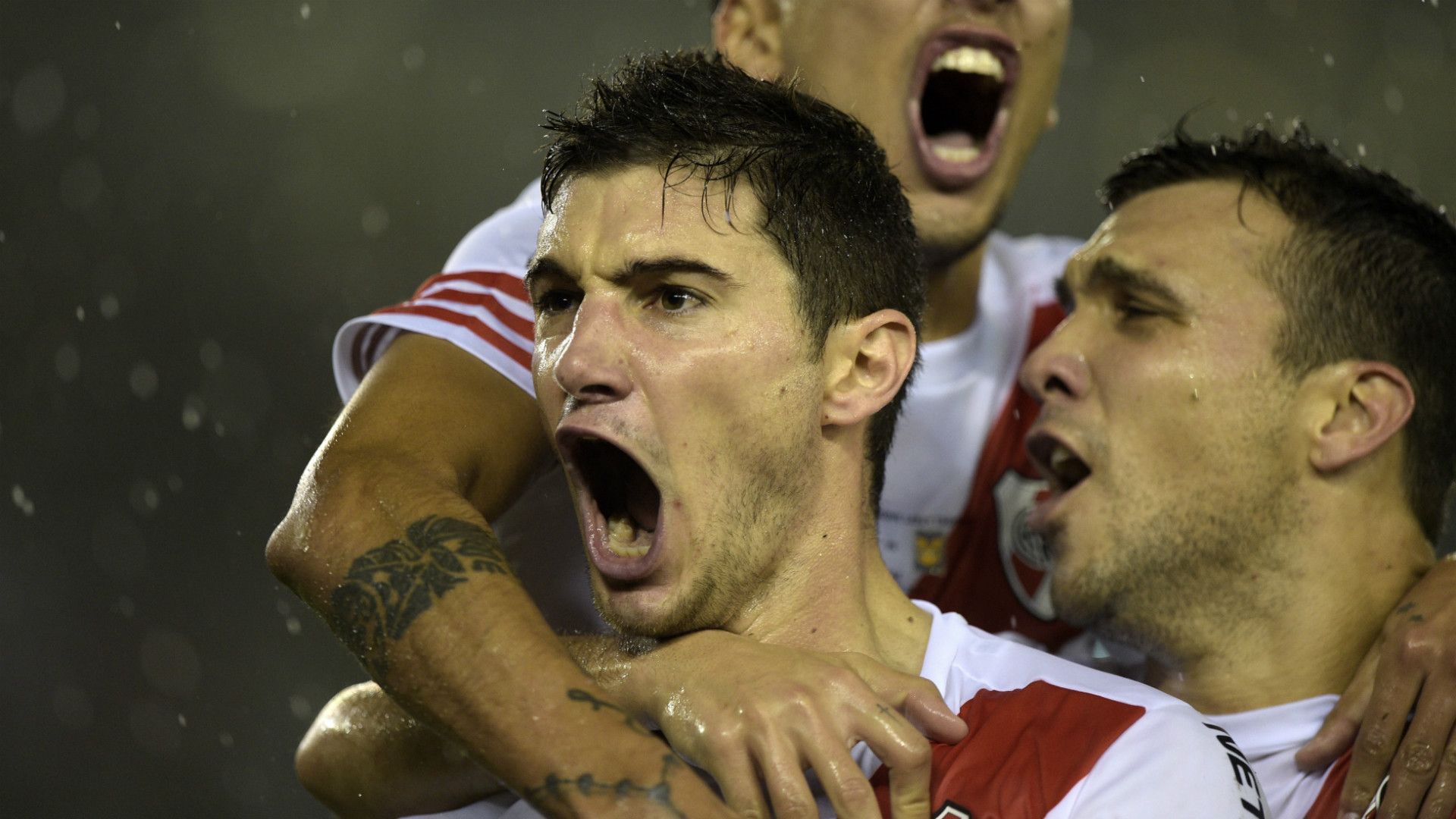 Lucas Alario Nicolas Bertolo River Plate Tigres Copa Libertadores Final 05082015