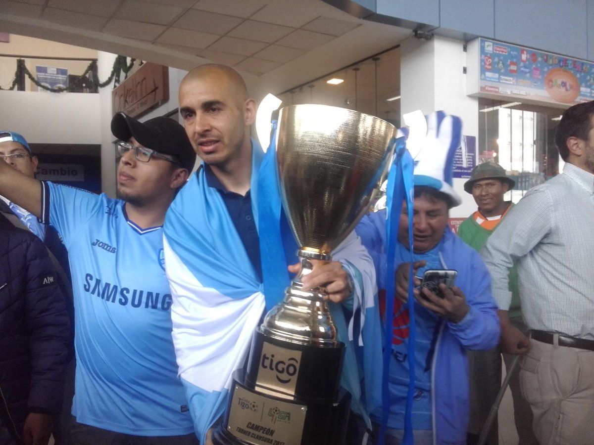 Marcos Riquelme, Bolívar