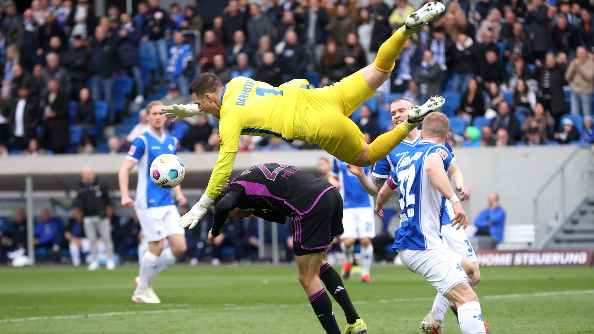 Thomas Muller Bayern fouled vs Darmstadt 2023-24