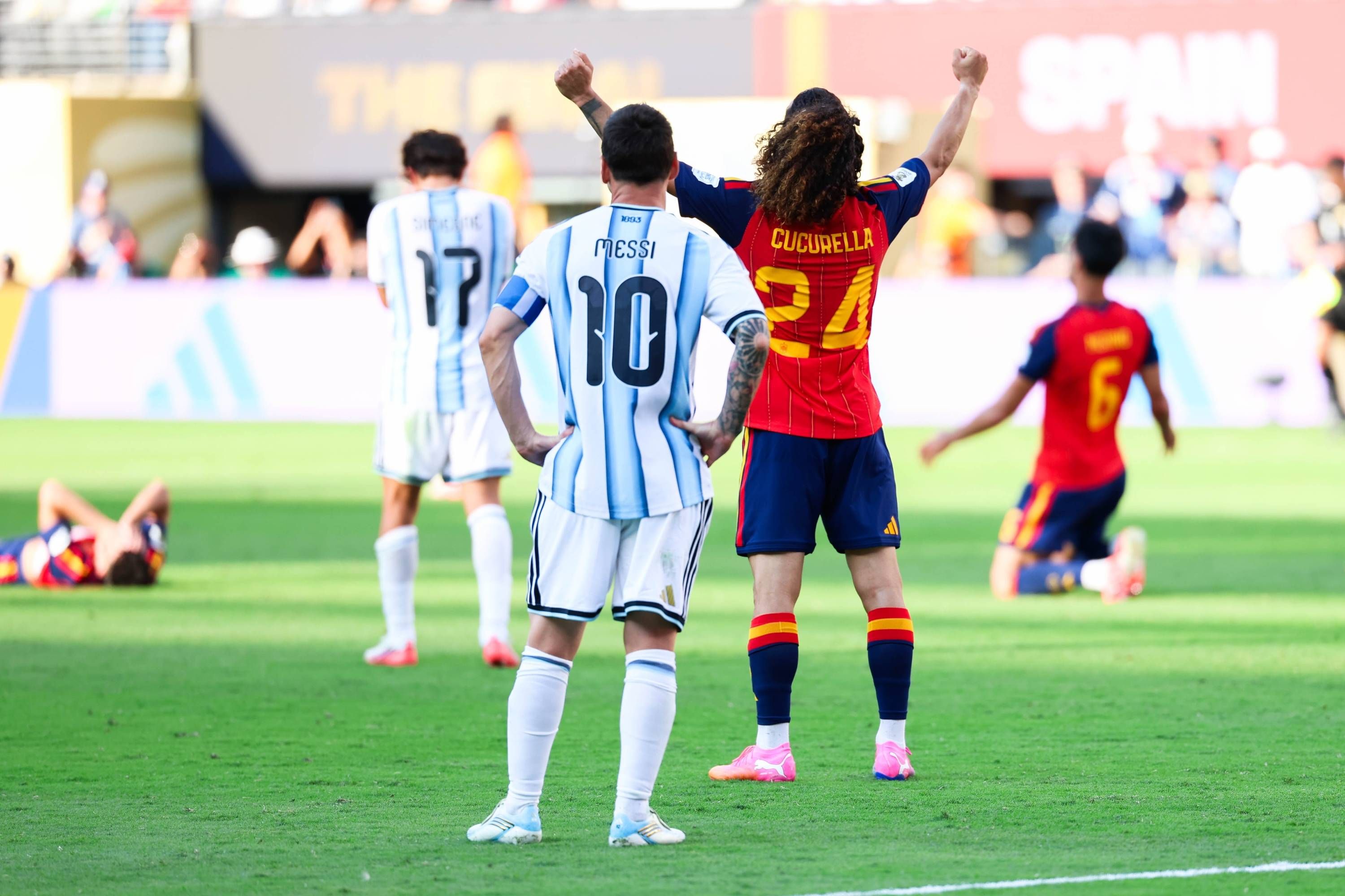 Messi Cucurella