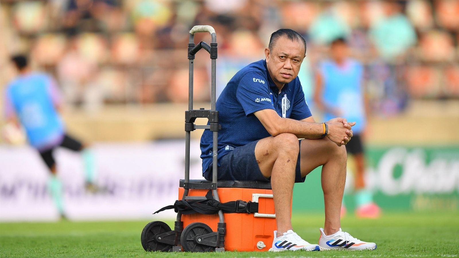 เนวิน ชิดชอบ