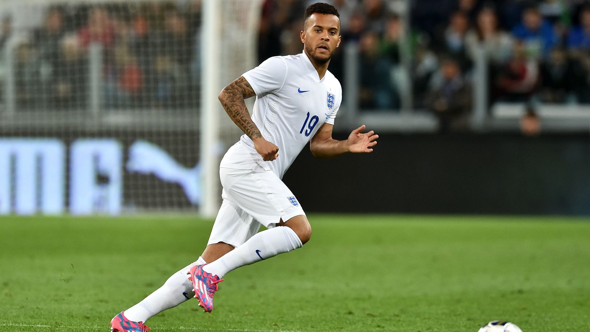Ryan Bertrand, Engeland, 20150331