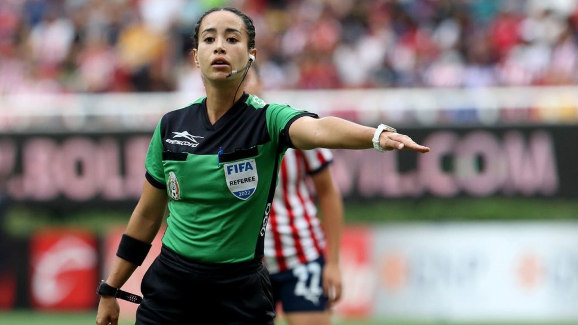 Katia Itzel García árbitra