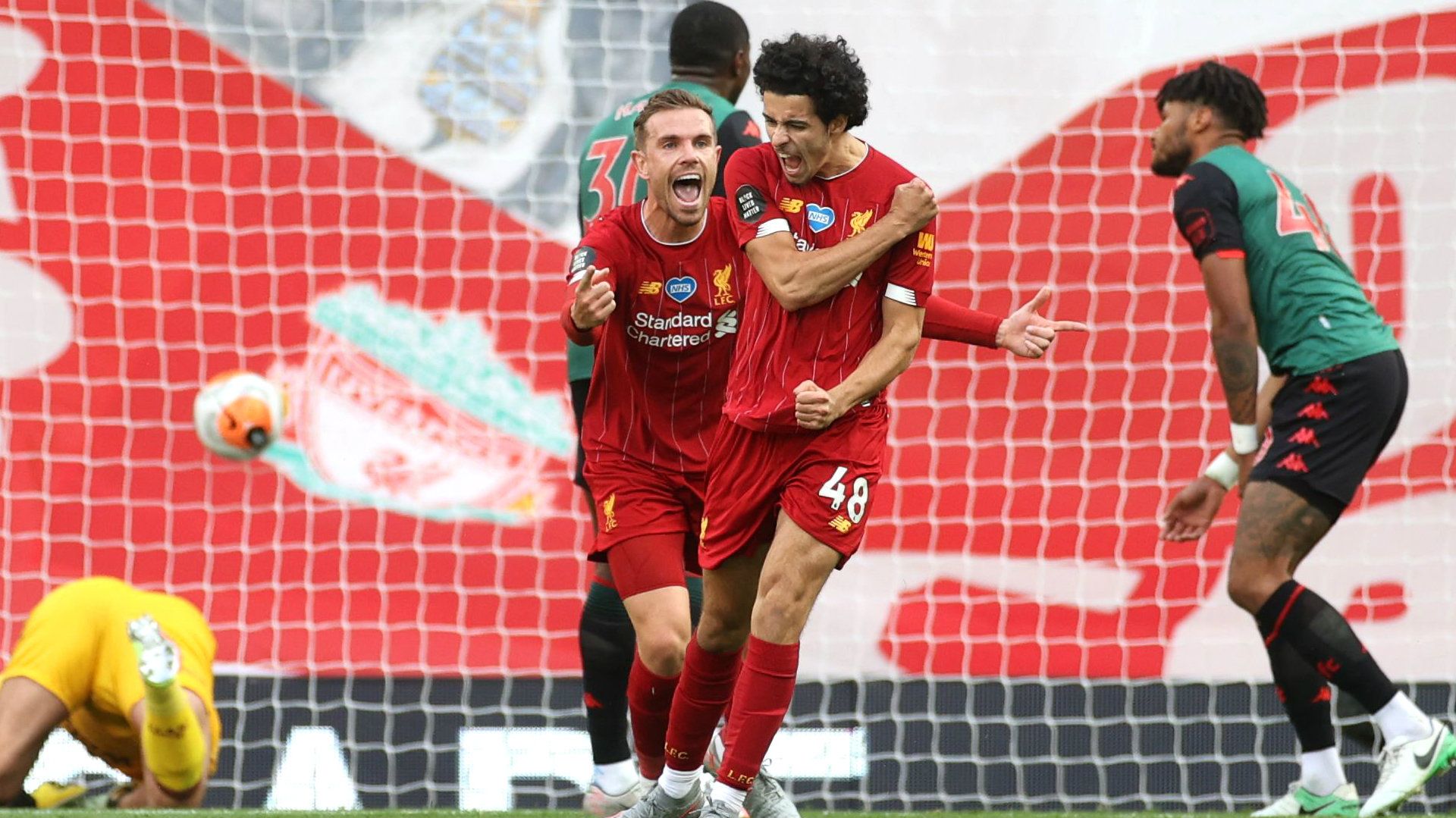 Curtis Jones Jordan Henderson Liverpool