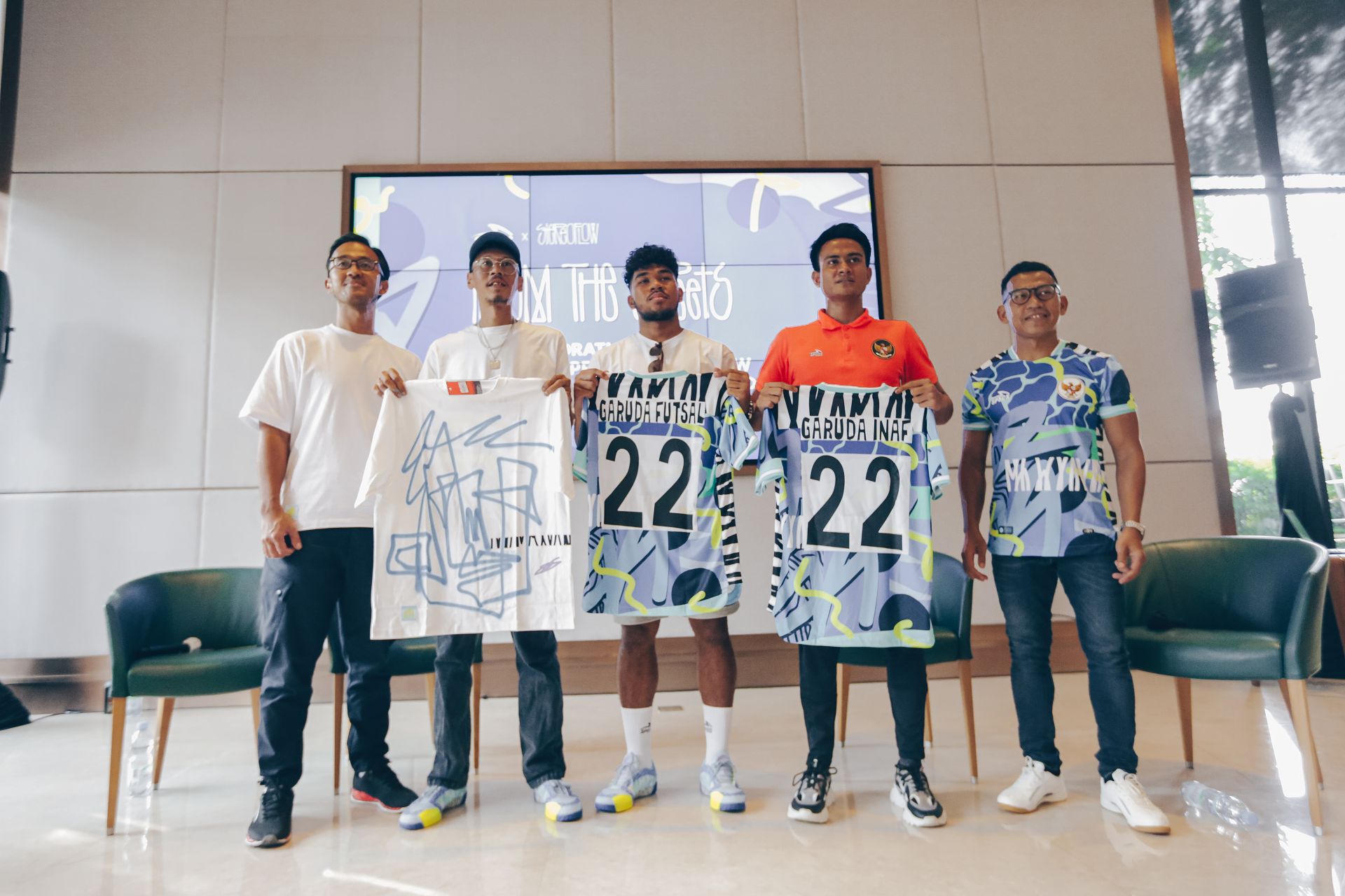 Kolaborasi Specs dengan Stereoflow