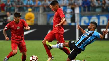 Maxi Meza Leo Mura Gremio Independiente Recopa Sudamericana 21022018