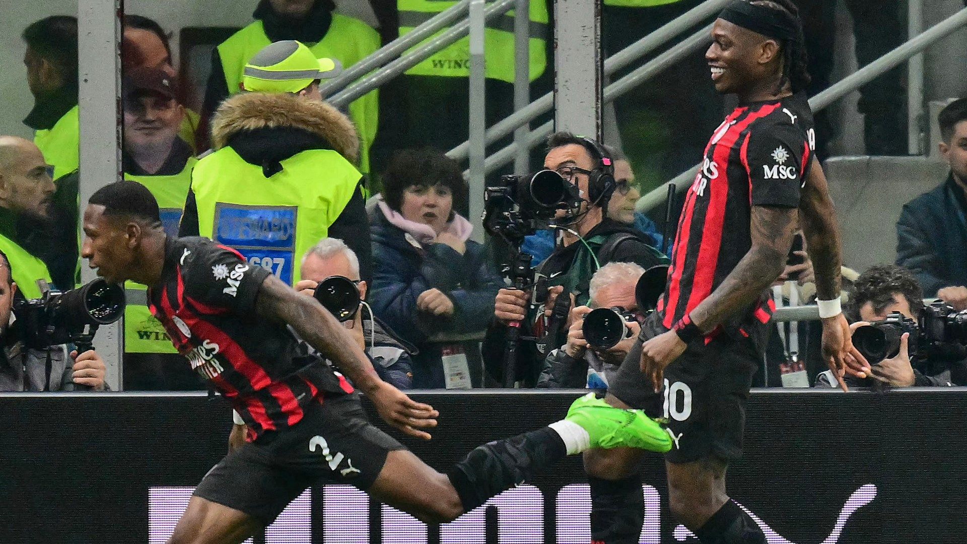 Leao Estupinan Milan