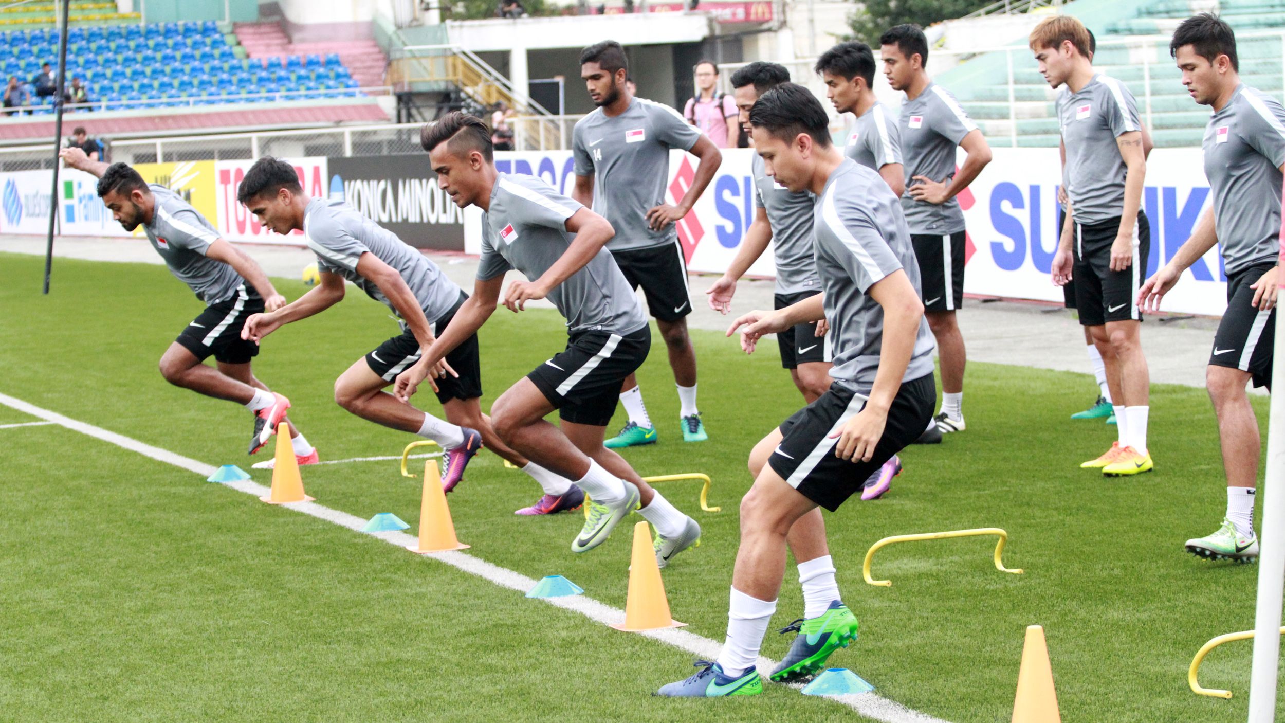 Latihan Singapura - Singapura