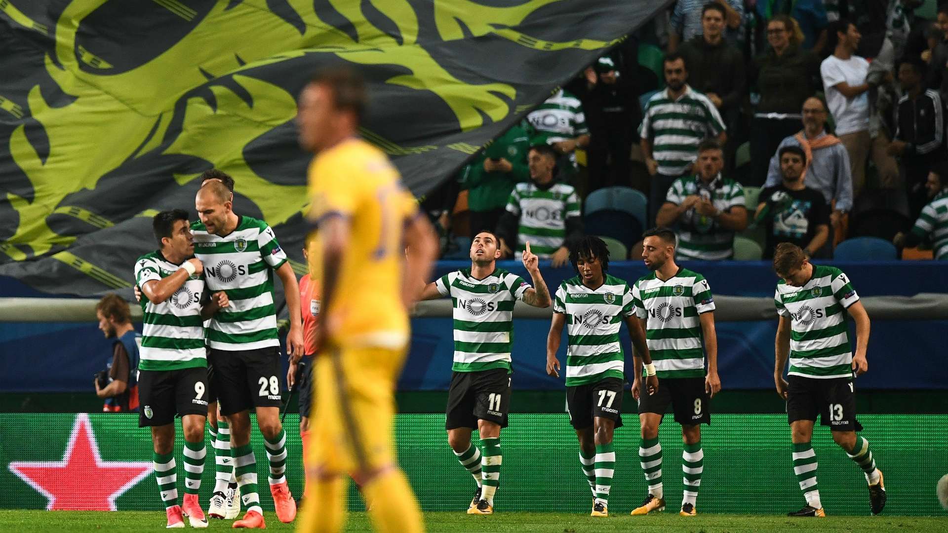 Sporting Lisbona celebrating Champions League