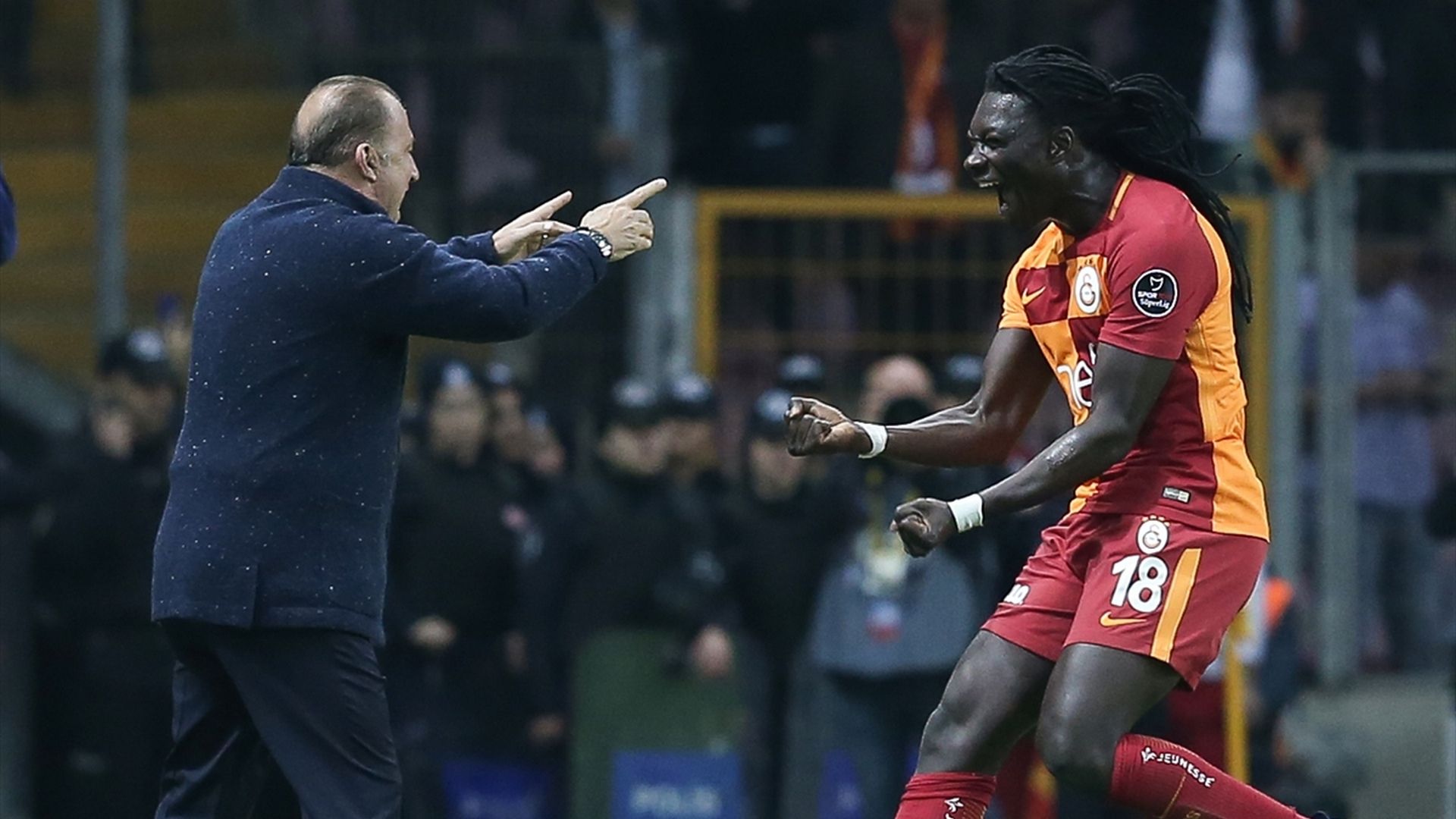 Fatih Terim Bafetimbi Gomis Galatasaray 412018