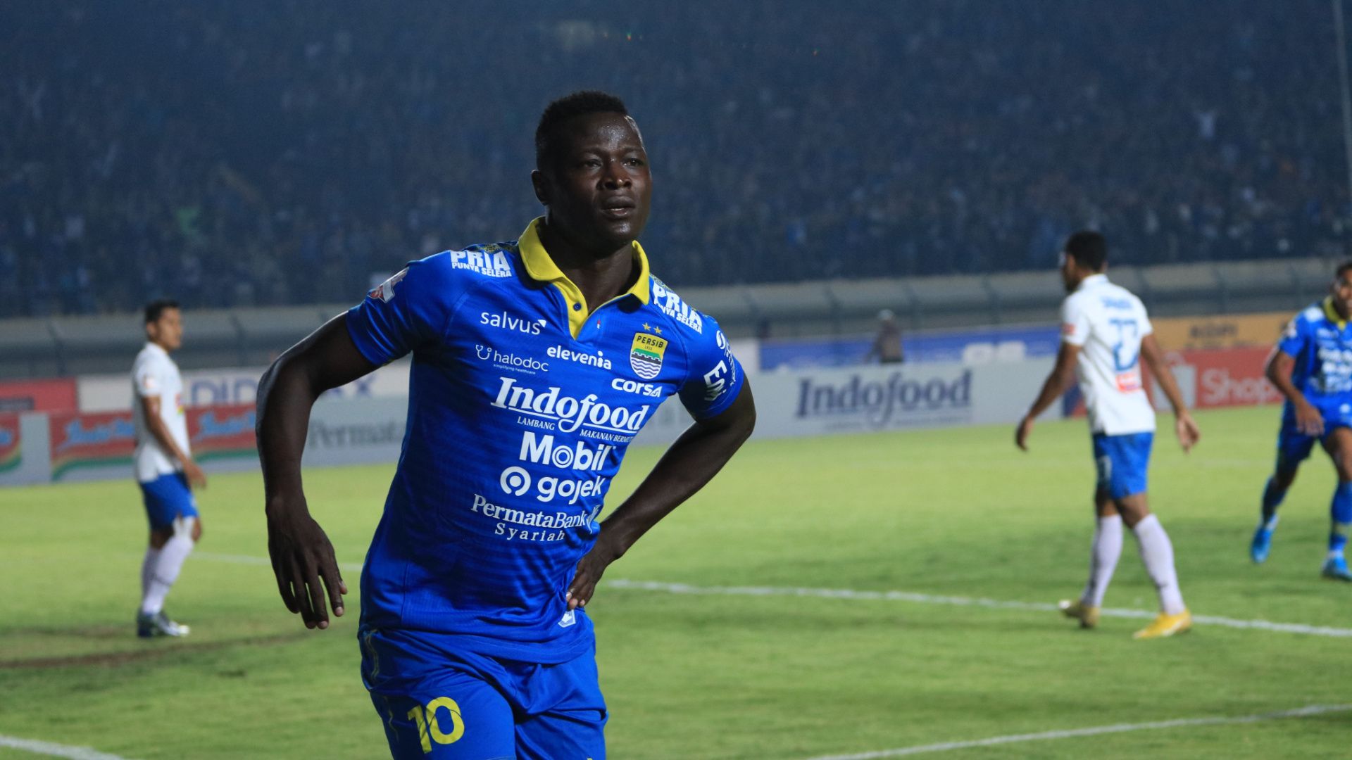 Ezechiel Ndouassel Persib Bandung