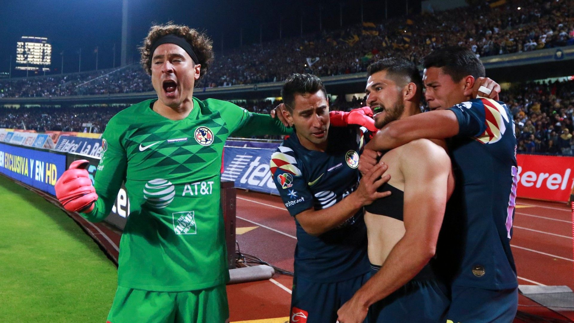 Guillermo Ochoa Henry Martín América 060320