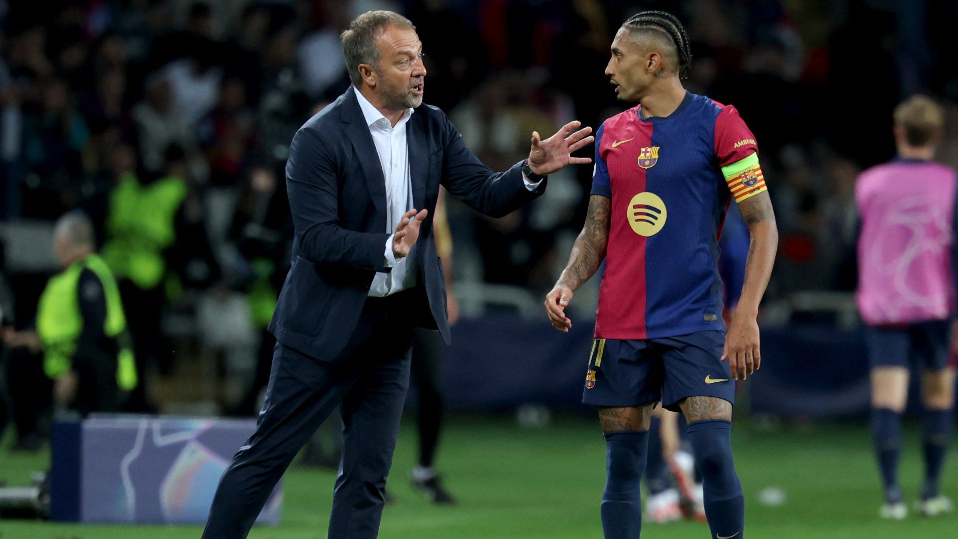 Hansi Flick Raphinha Barcelona 2024