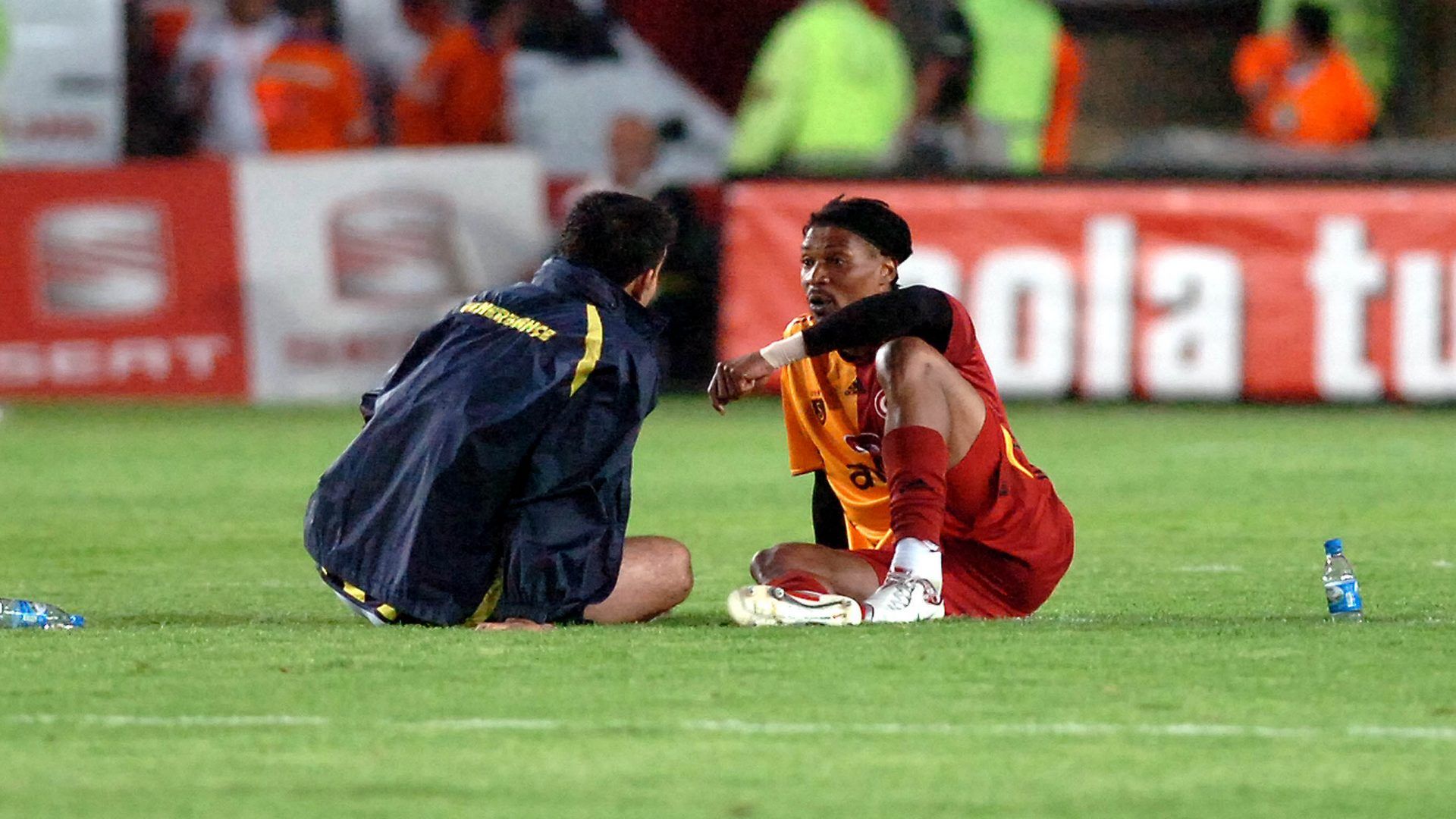 Umit Ozat Rigobert Song