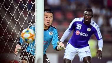 Pape Omar Faye Hanoi FC Bangkok United AFC Champions League 2019