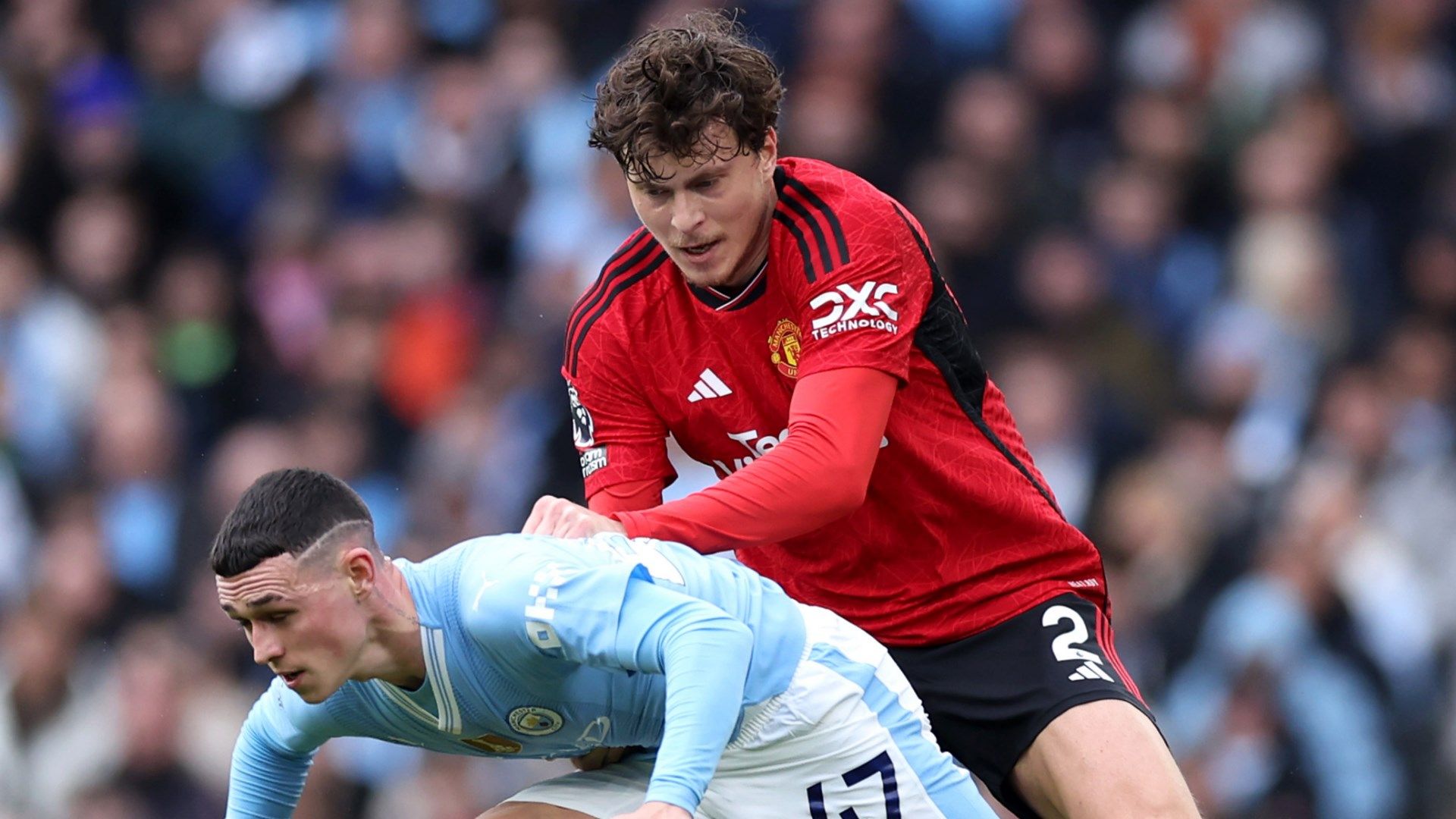 Victor Lindelof Manchester United 2023-24