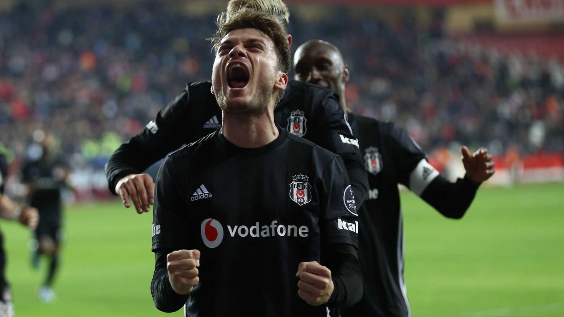 Adem Ljajic Besiktas 232019
