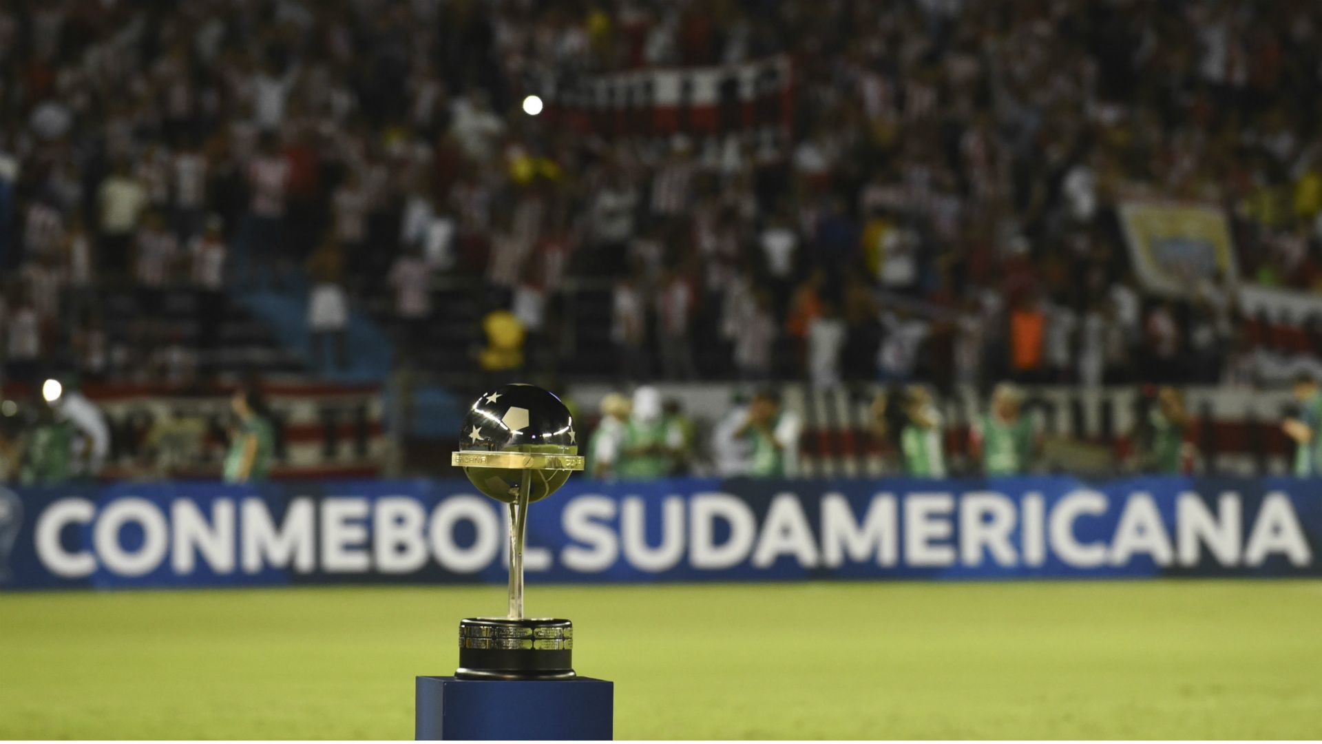 Copa Sudamericana trophy