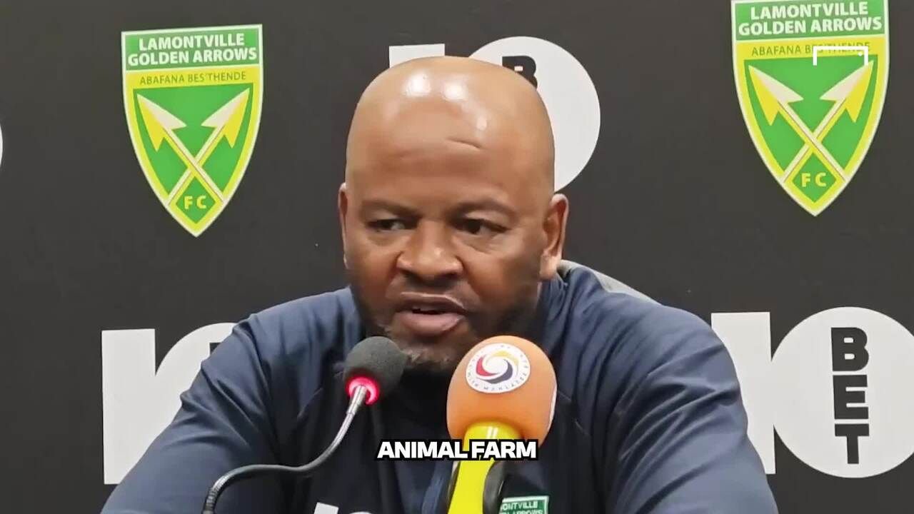 Golden Arrows Manqoba Mngqithi VAR video