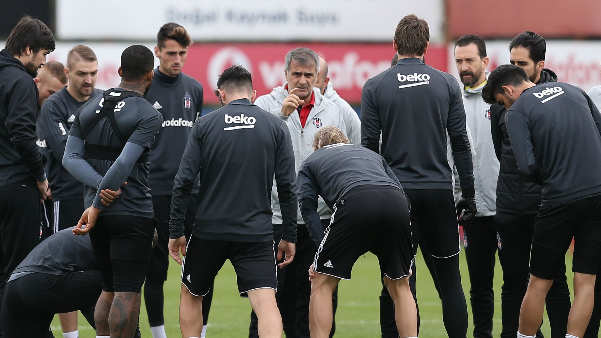 Senol Gunes Besiktas training