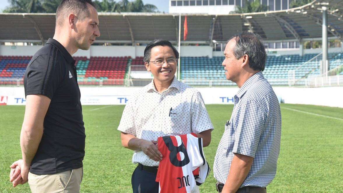 Hoang Anh Gia Lai Feyenoord Rotterdam