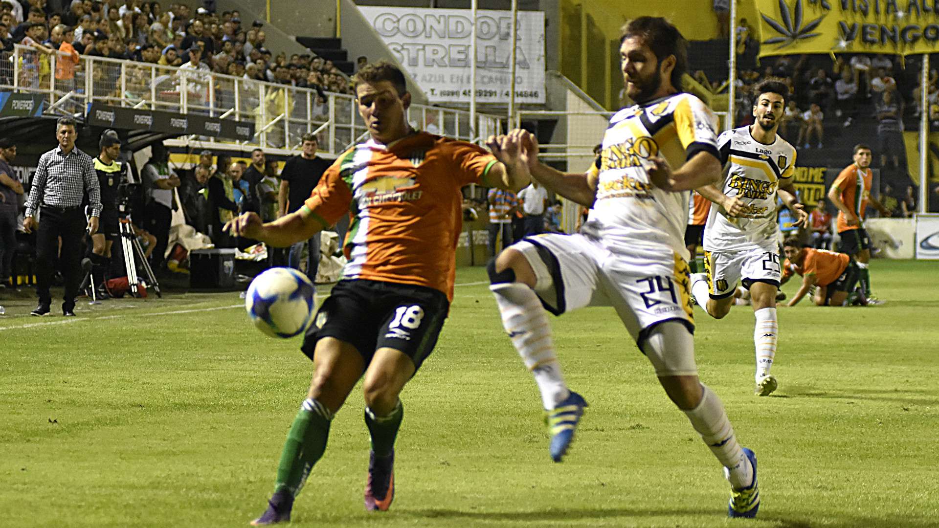 Mauricio Sperduti Ezequiel Parnisari Olimpo Banfield Primera Division Argentina 19032016