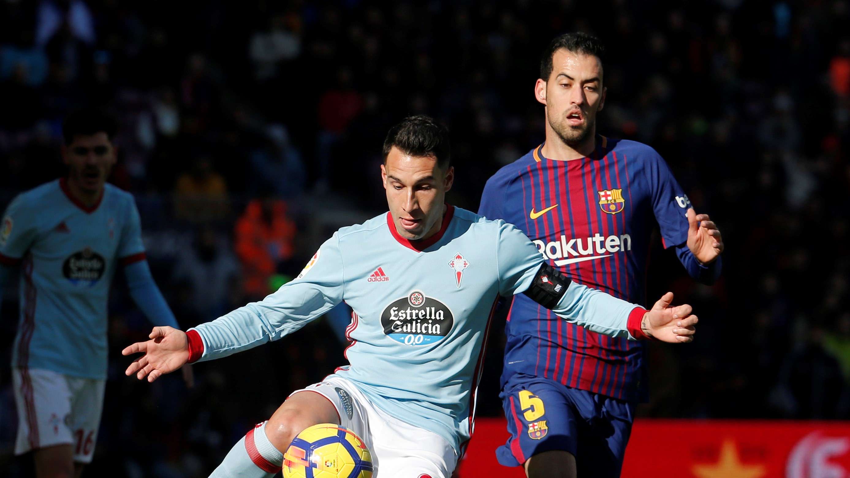 Hugo Mallo Sergio Busquets Barcelona Celta LaLiga 02122017