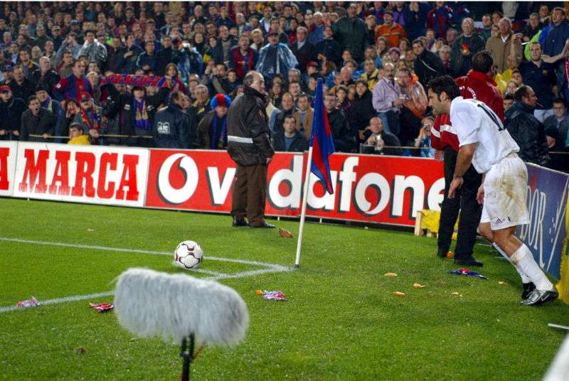 luis figo pig head real madrid barcelona