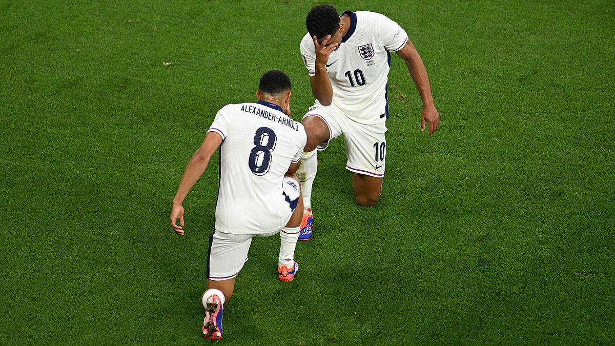 Jude Bellingham és Trent Alexander-Arnold