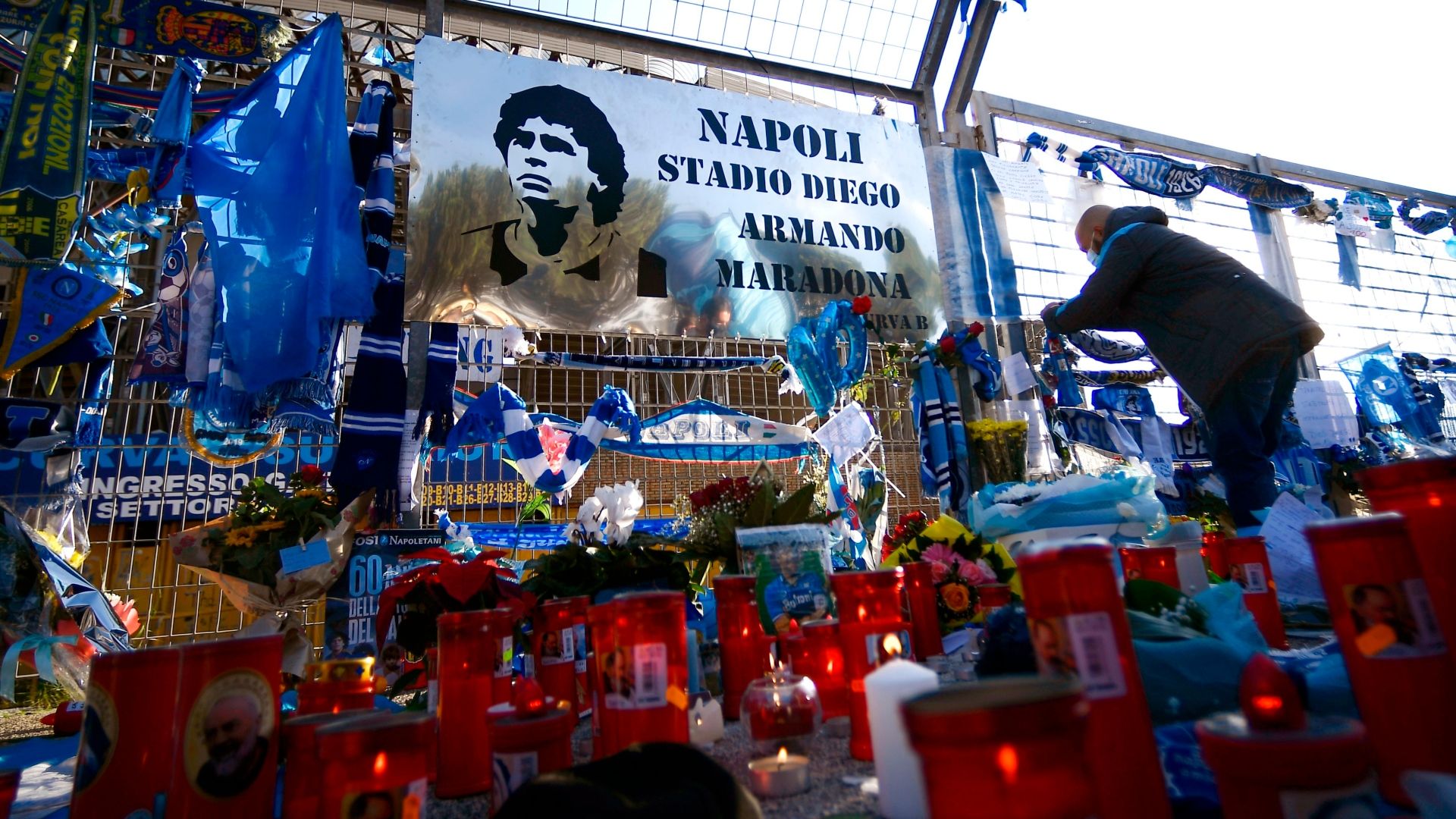 Napoli fans to honour Diego Maradona