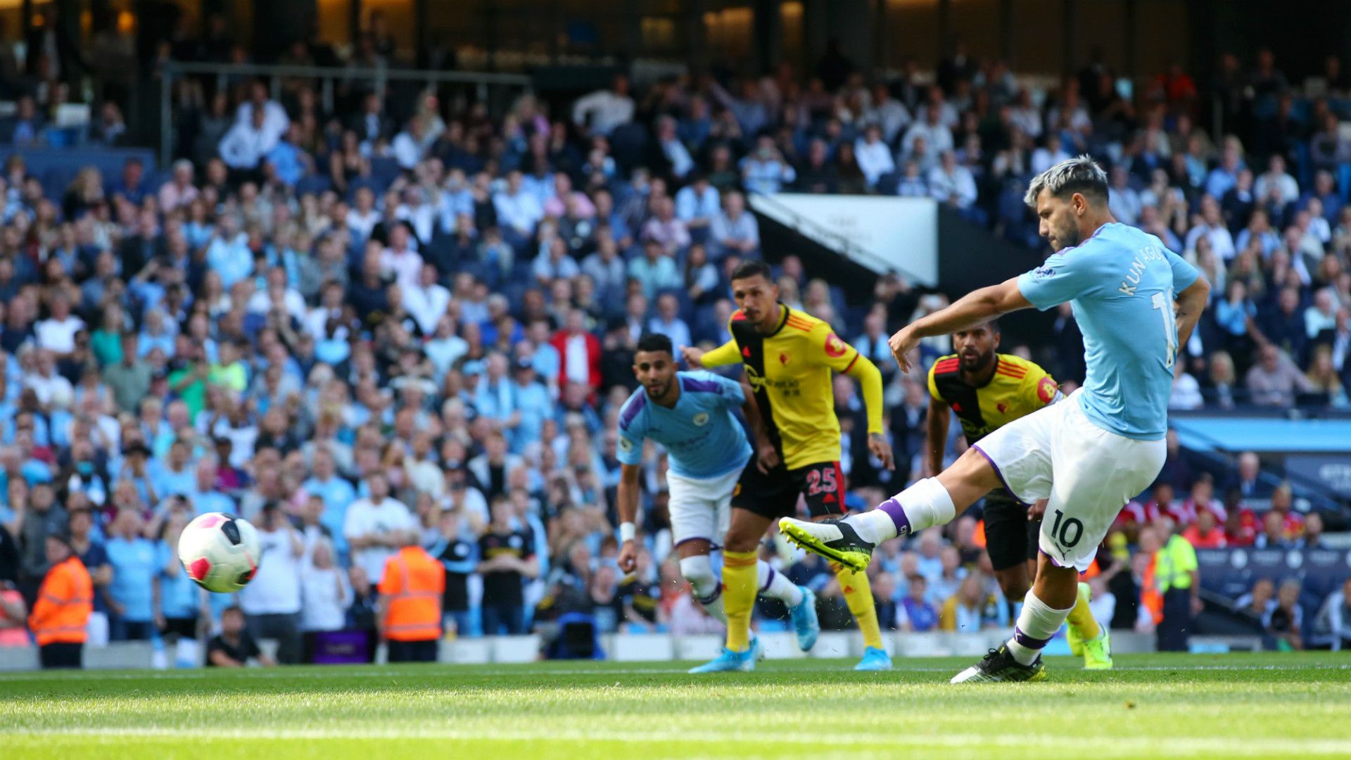 Manchester City Watford Aguero