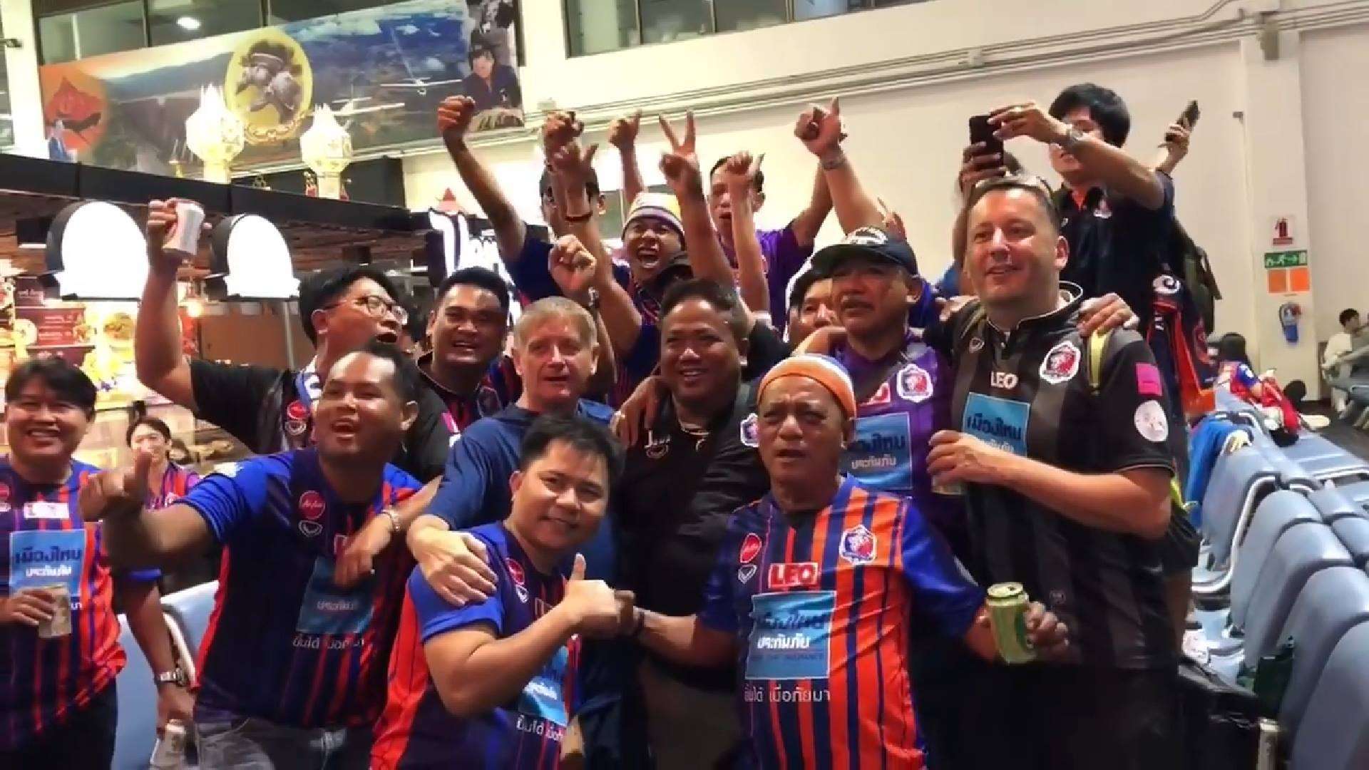 จเด็จ มีลาภ