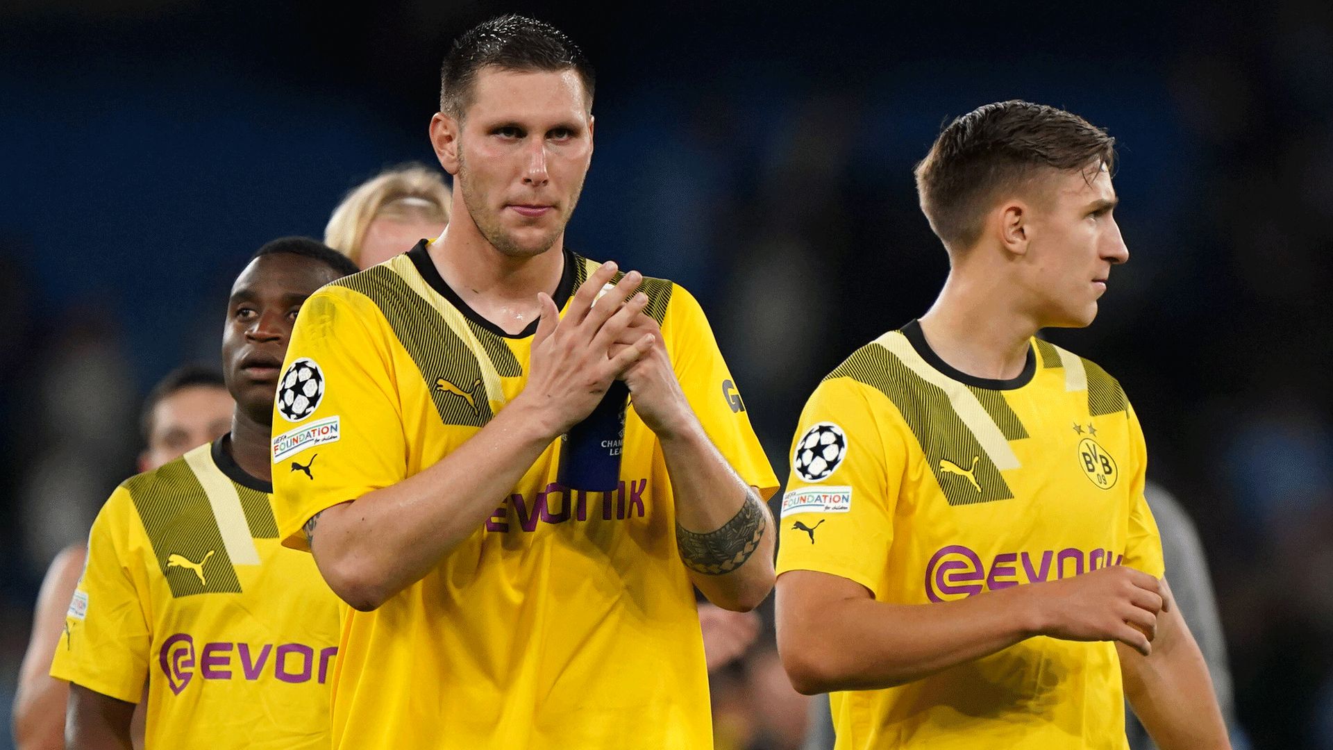 ONLY GERMANY Niklas Sule Nico Schlotterbeck Borussia Dortmund 2022