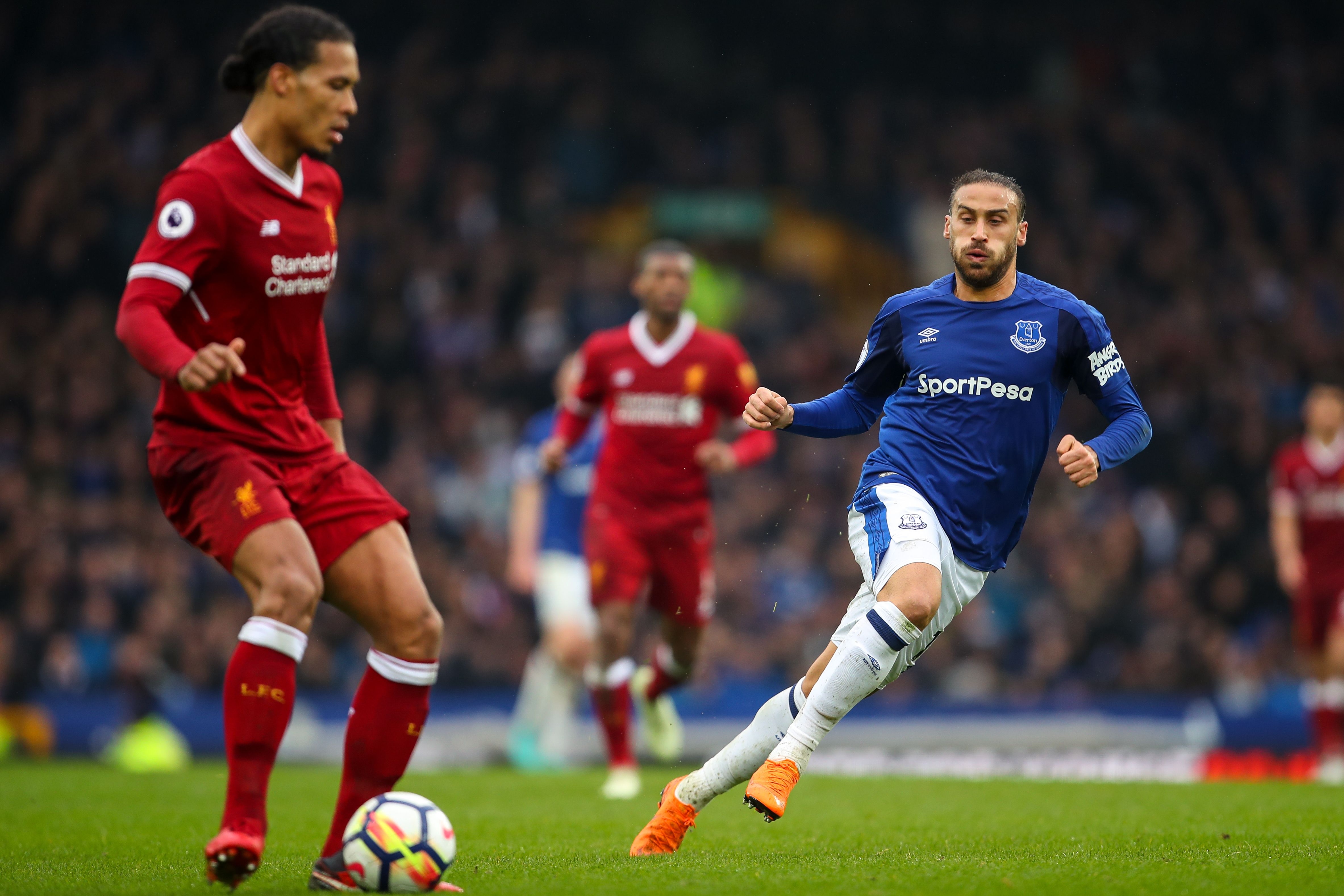 Virgil Van Dijk Cenk Tosun Everton Liverpool 04/07/18