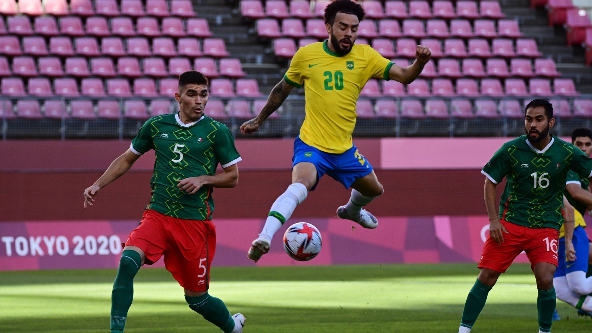México Selección mexicana Brasil Johan Vásquez Joaquín Esquivel Claudinho