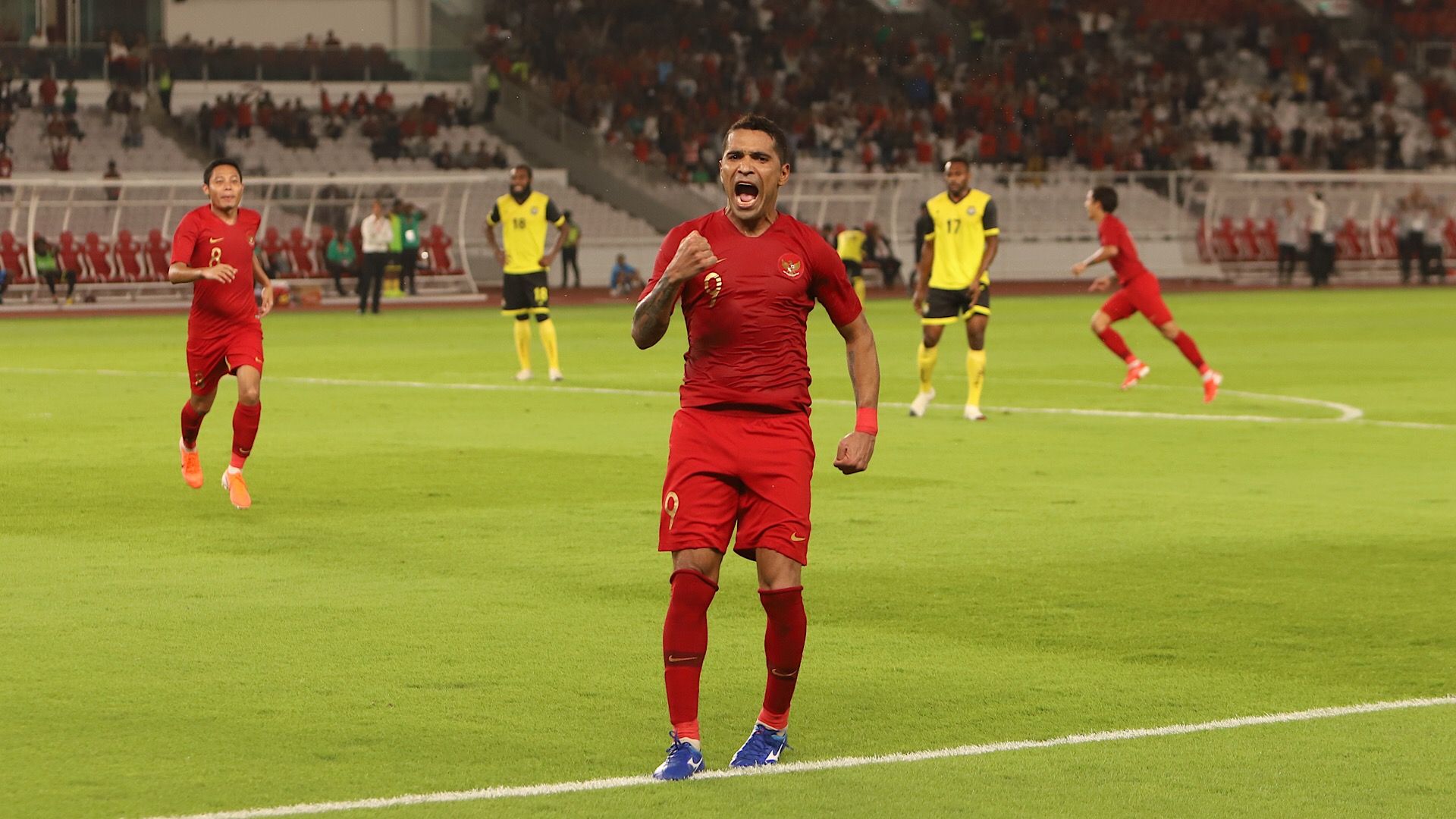 Alberto Gonzalves - Indonesia