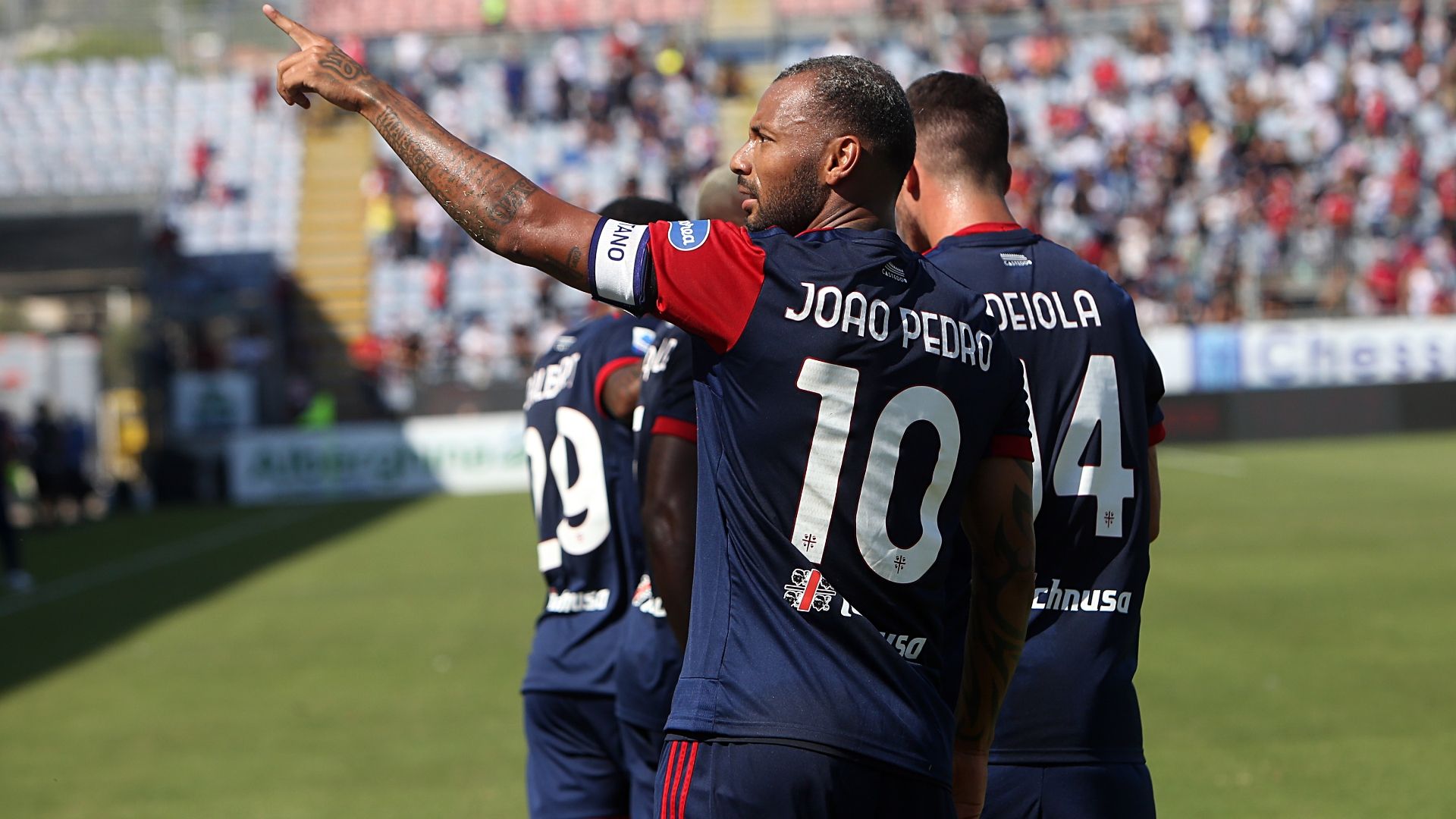 Joao Pedro celebrating Genoa Serie A
