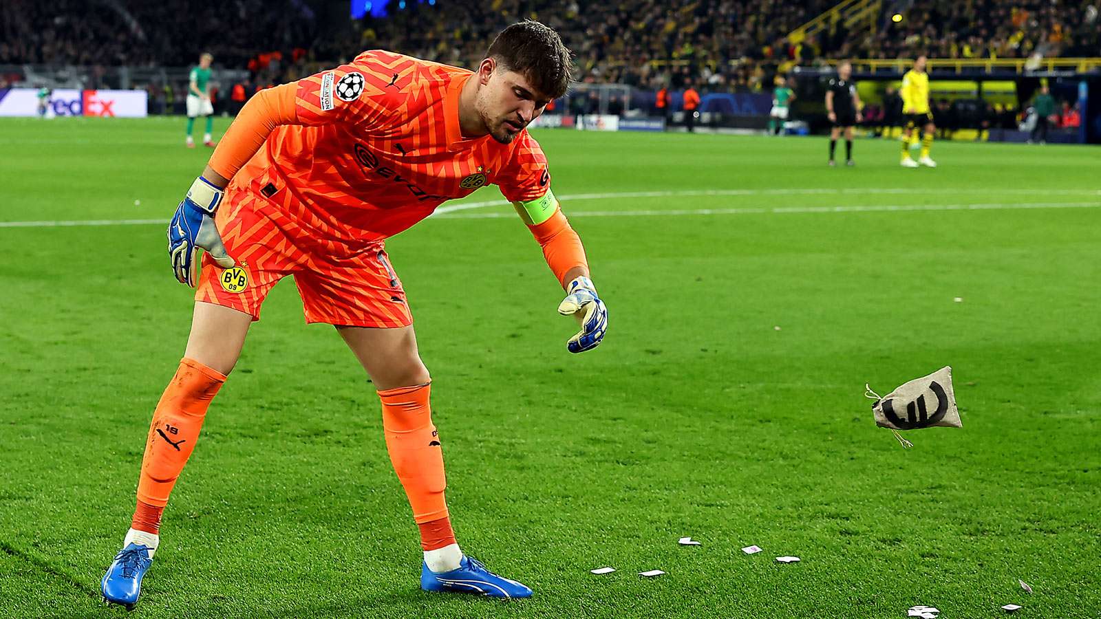 Gregor Kobel BVB Champions League 2023