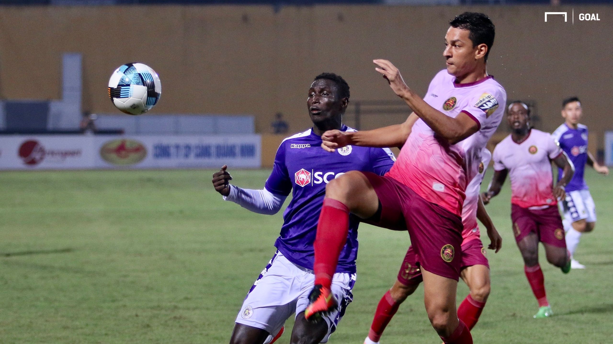 Pape Omar Faye vs Thiago Moura Ha Noi FC vs Sai Gon FC Round 13 V.League 2019