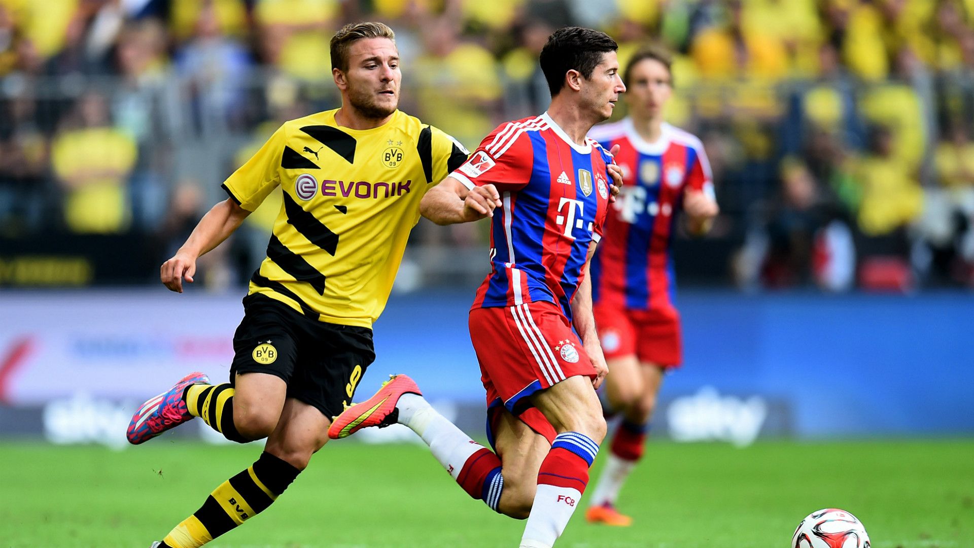 Ciro Immobile Robert Lewandowski Borussia Dortmund v FC Bayern Muenchen - DFL Supercup 2014 08132014