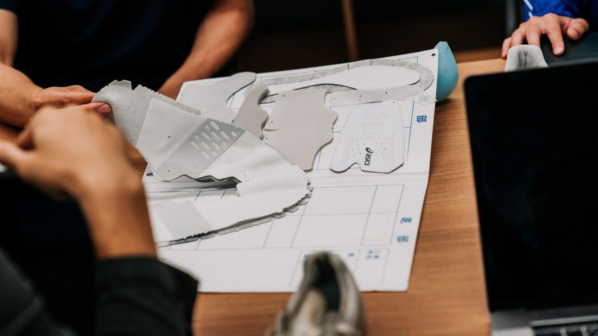 Takehiro Tomiyasu ASICS