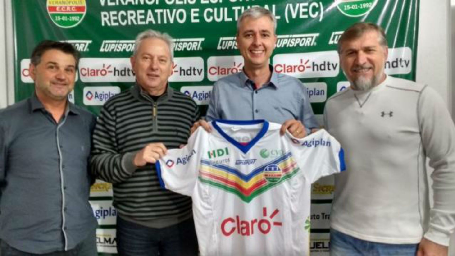 Tiago Nunes se destaca com as cores do Veranópolis