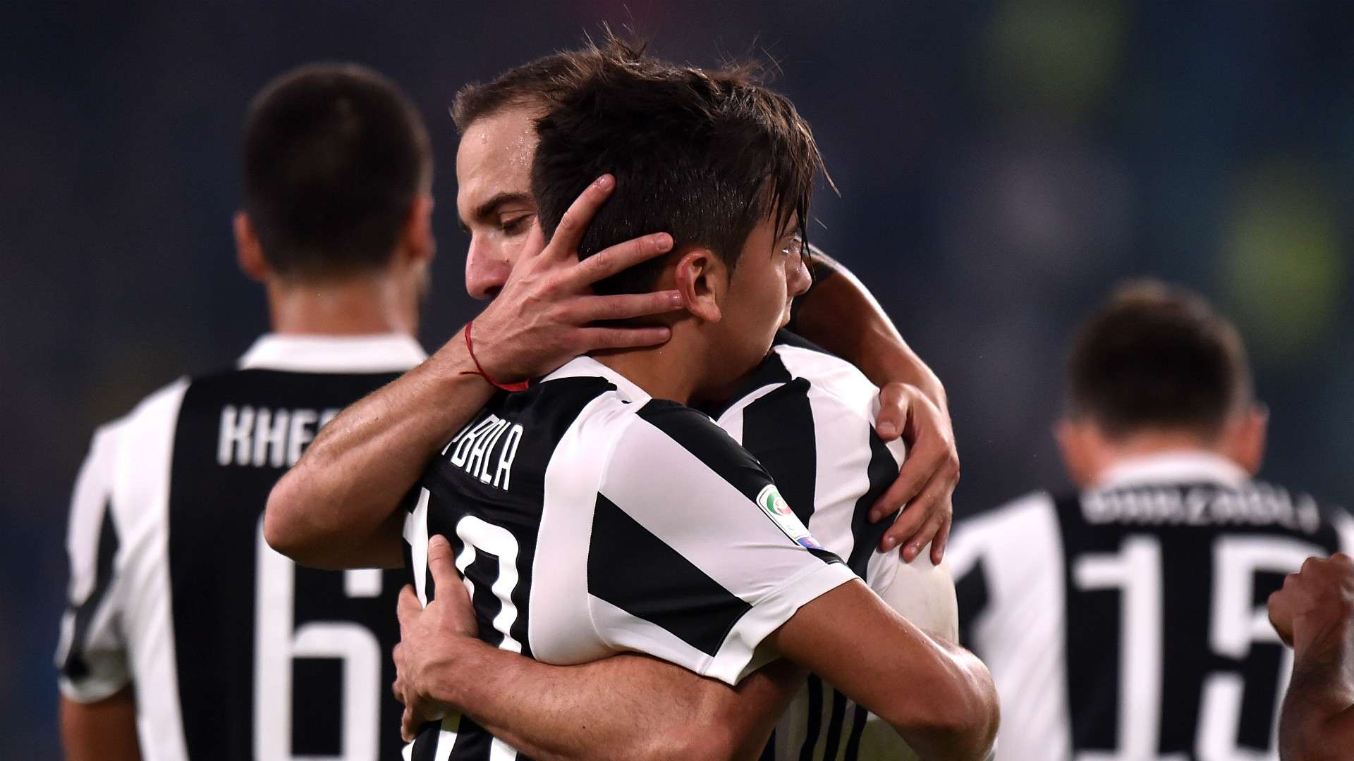 Gonzalo Higuain Paulo Dybala Juventus
